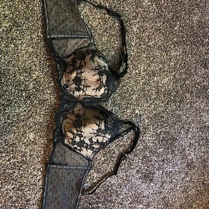 NWOT Victoria’s Secret Black Lacy Bra